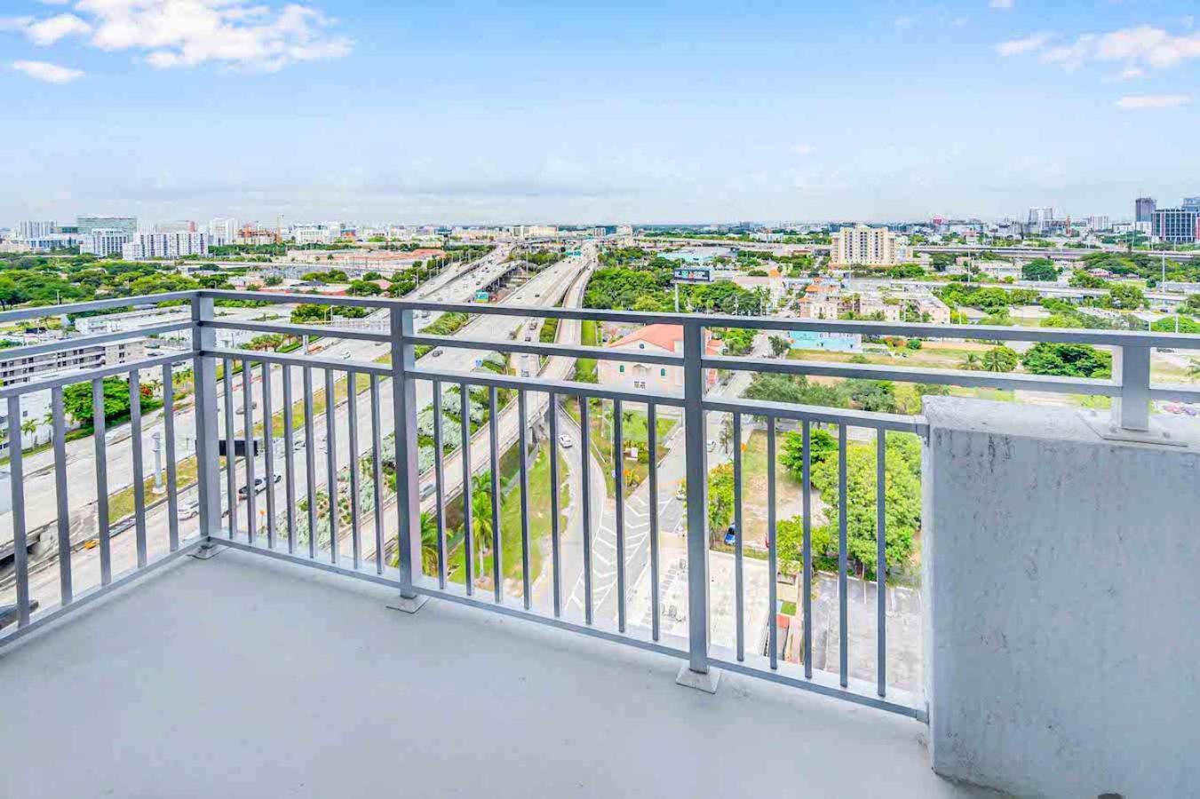 Amazing 3 Bed Unit In Dwntwn Miami With Free Parking Exterior foto