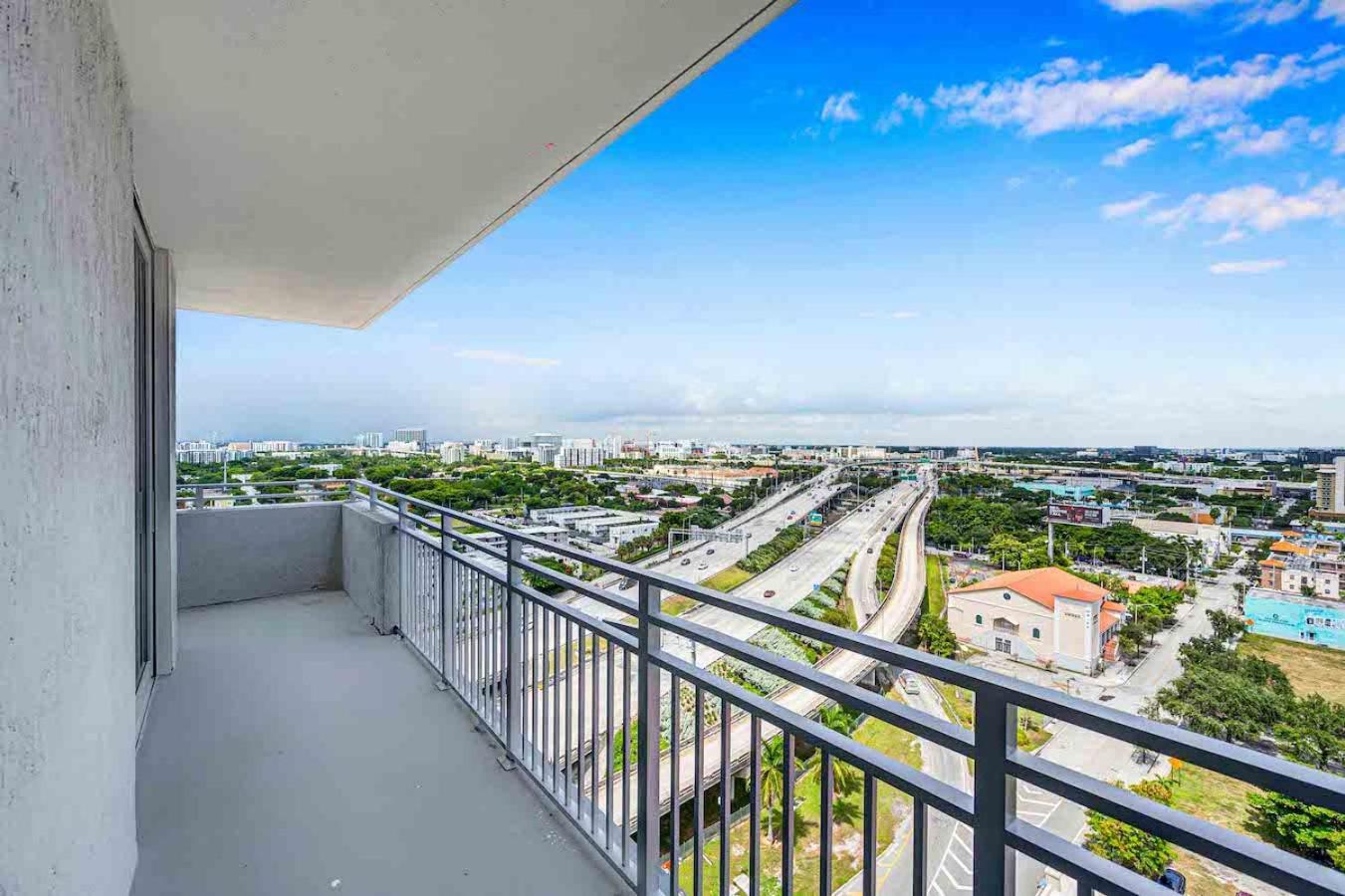 Amazing 3 Bed Unit In Dwntwn Miami With Free Parking Exterior foto